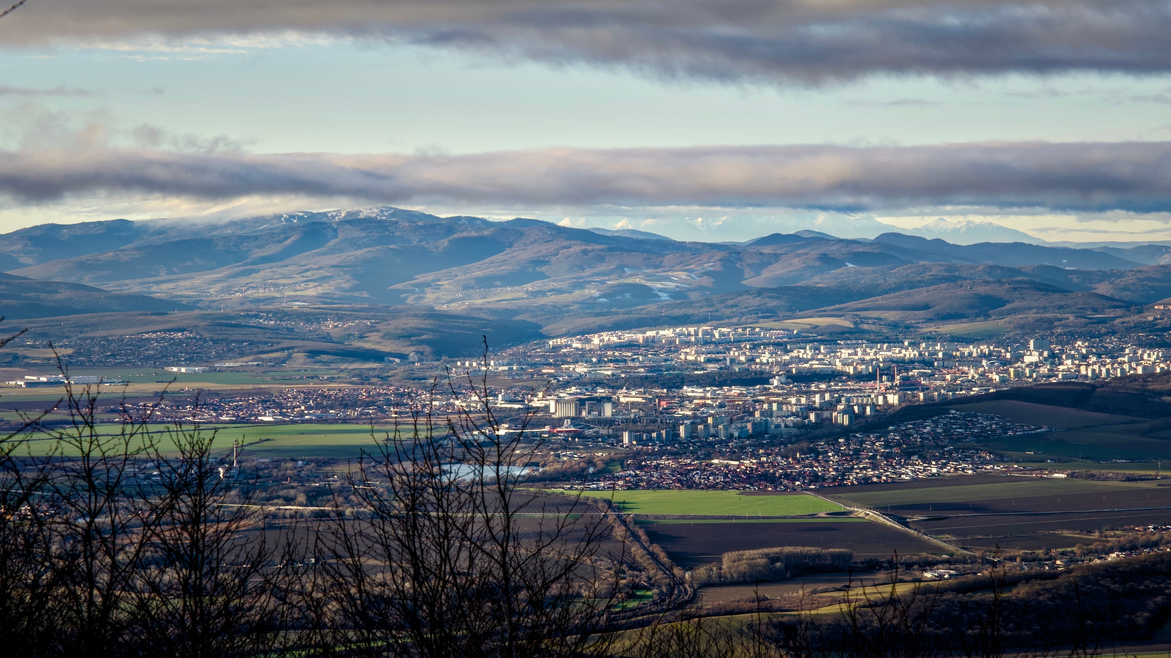 Bradlo — Photography by Peter Neupauer (@peterneupauer)