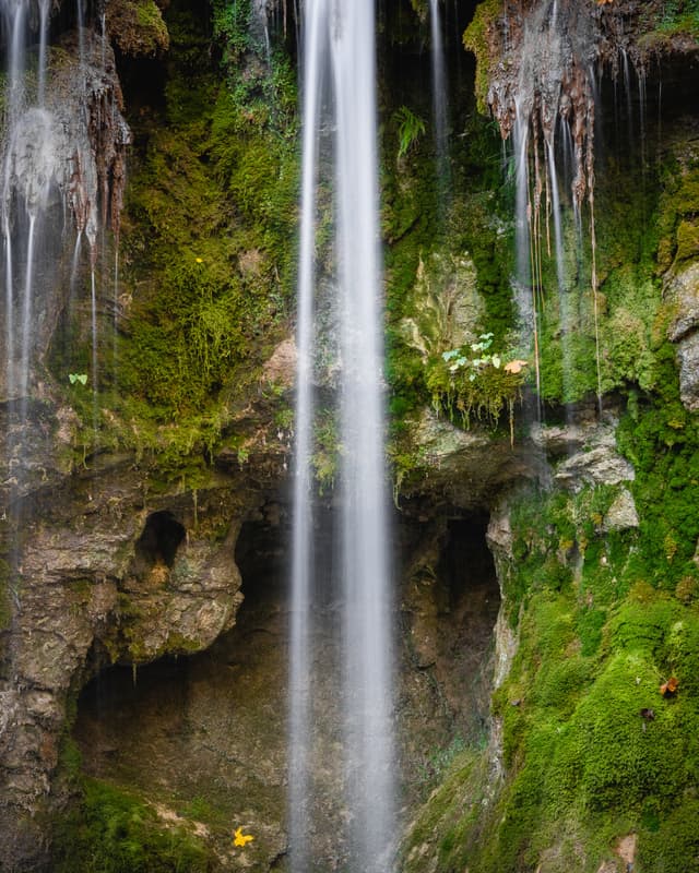 Waterfall 5 — Photography by Peter Neupauer (@peterneupauer) Waterfall 5 — Photography by Peter Neupauer (@peterneupauer)