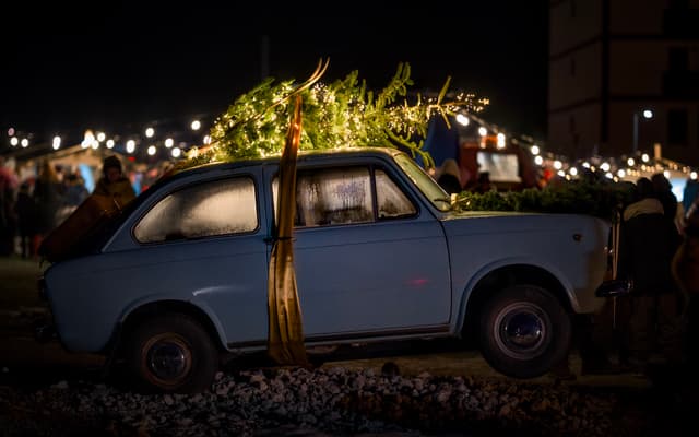 Christmas markets - Telgárt, Slovakia — Photography by Peter Neupauer (@peterneupauer) Christmas markets - Telgárt, Slovakia — Photography by Peter Neupauer (@peterneupauer)